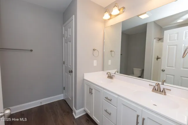 $1,895 | 608 Feather Court, Richlands, NC 28574