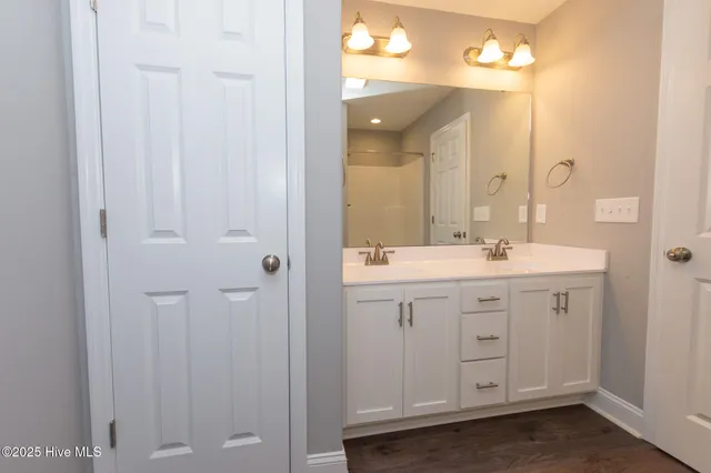 $1,895 | 608 Feather Court, Richlands, NC 28574