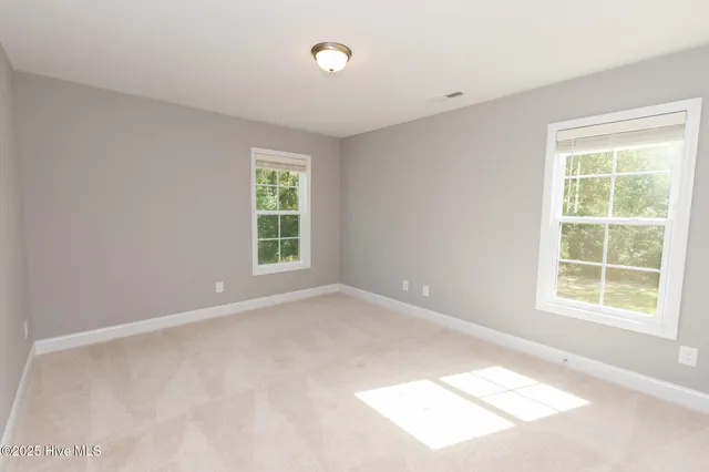 $1,895 | 608 Feather Court, Richlands, NC 28574