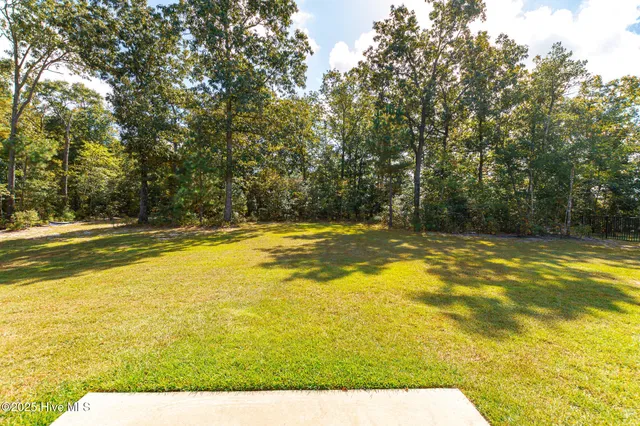 $1,895 | 608 Feather Court, Richlands, NC 28574