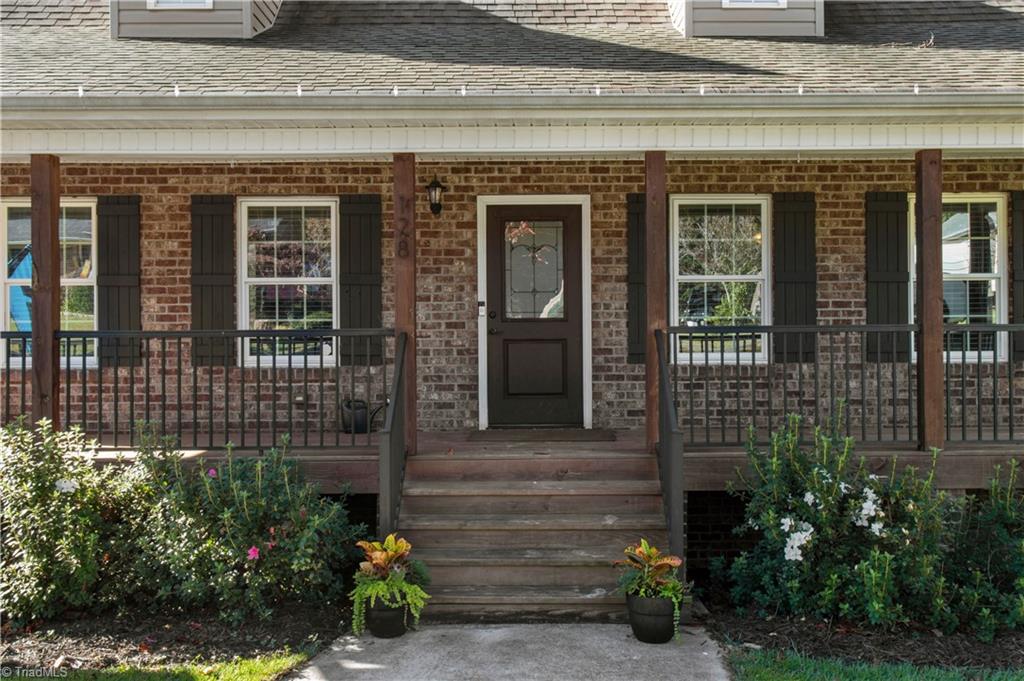 128 James Road Clemmons, NC 27012 - Photo 2 of 41