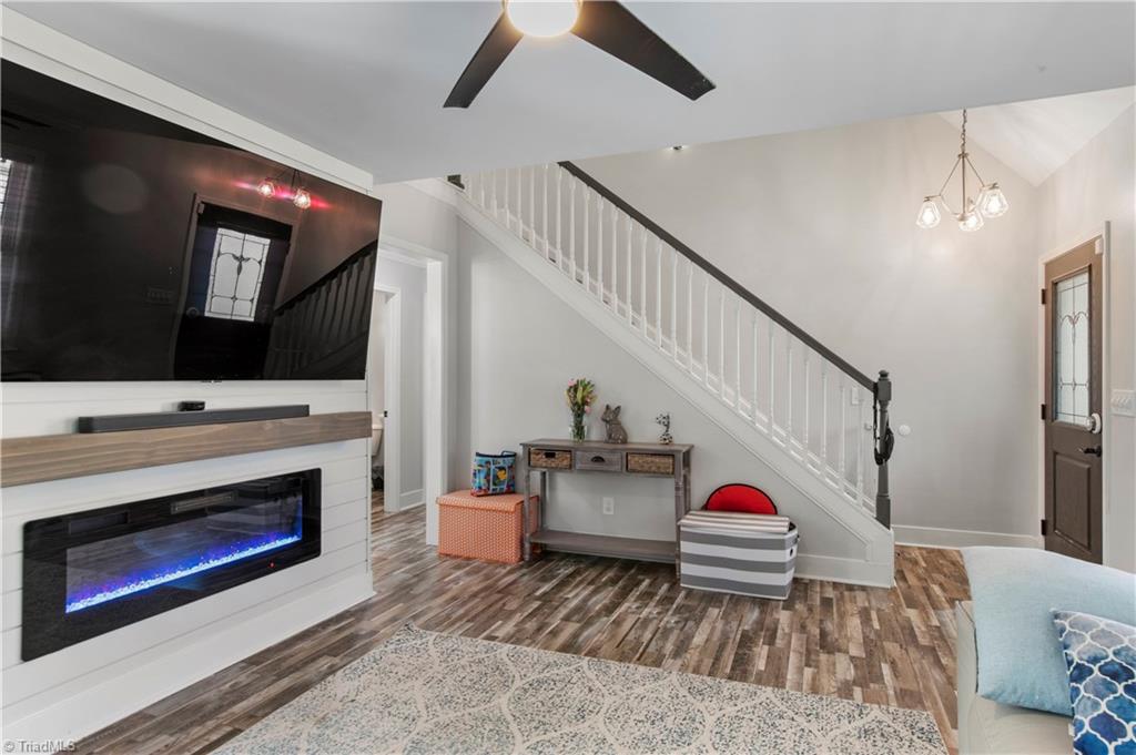 128 James Road Clemmons, NC 27012 - Photo 8 of 41