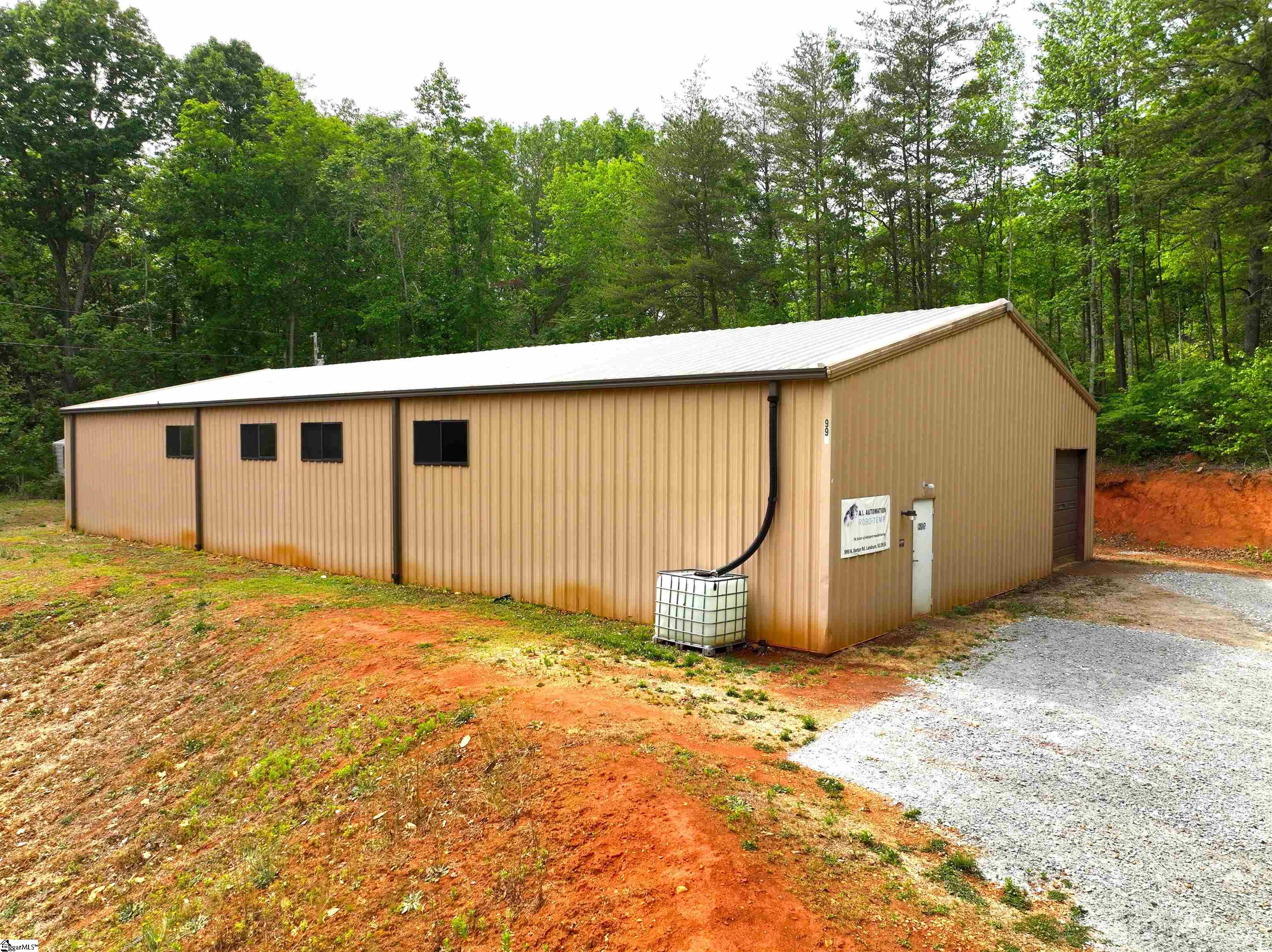 993 North Barton Road Landrum, SC 29356 - Photo 14 of 28