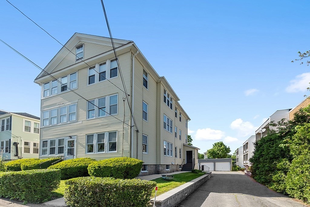 29 Halmstad Street Worcester, MA 01607 - Photo 1 of 41 Gallery Image 1