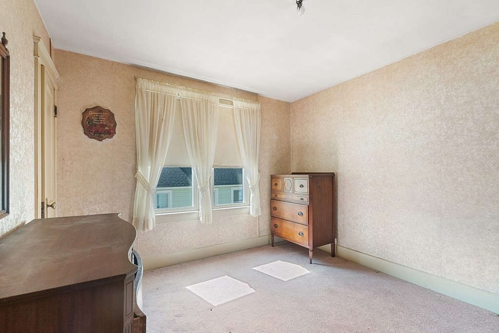 29 Halmstad Street Worcester, MA 01607 - Photo 19 of 41 Gallery Image 19
