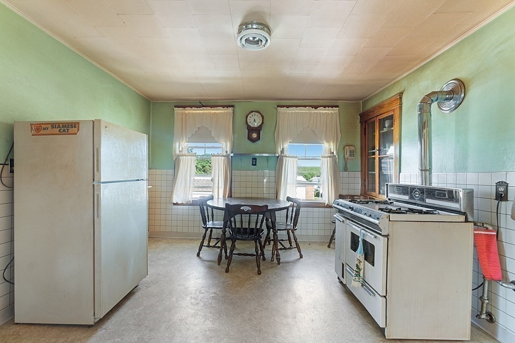 29 Halmstad Street Worcester, MA 01607 - Photo 24 of 41 Gallery Image 24