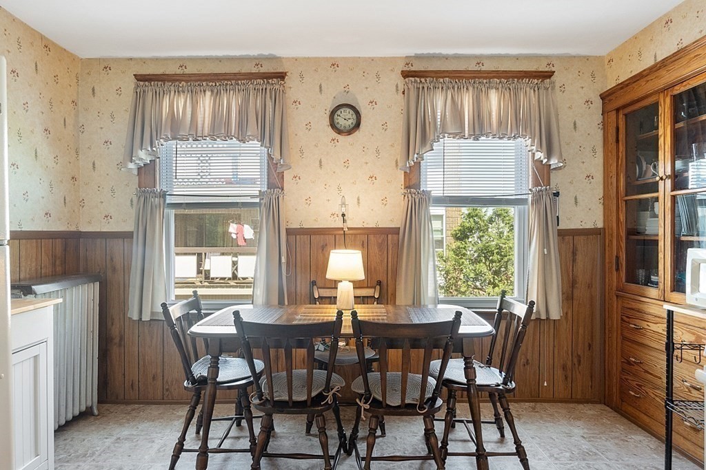 29 Halmstad Street Worcester, MA 01607 - Photo 5 of 41 Gallery Image 5