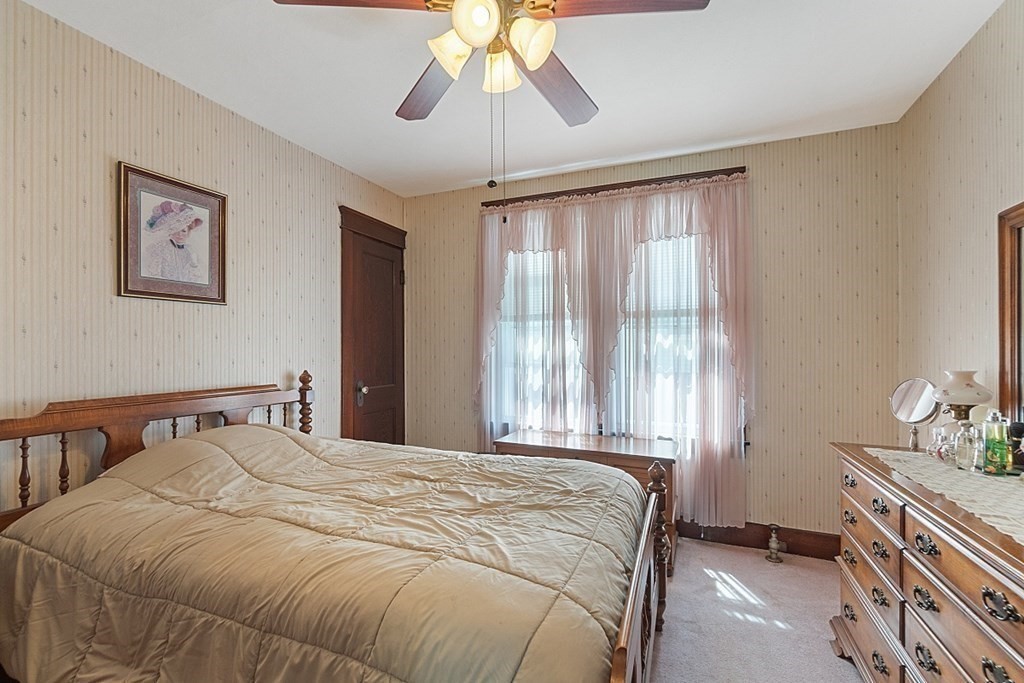 29 Halmstad Street Worcester, MA 01607 - Photo 9 of 41 Gallery Image 9