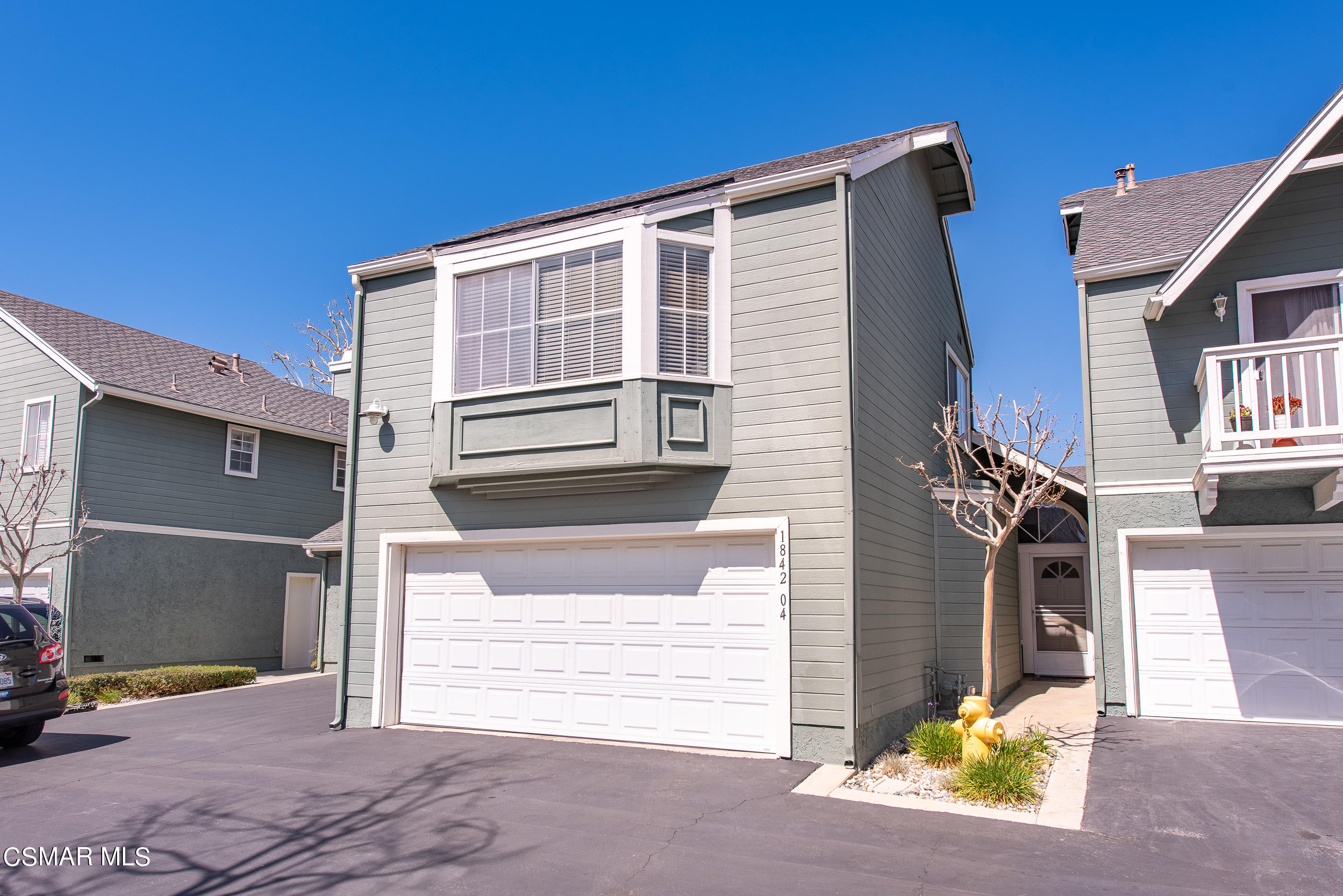 1842 Rory Lane, Unit 4 Simi Valley, CA 93063 - Photo 2 of 24 1842 Rory Ln Simi Valley-1