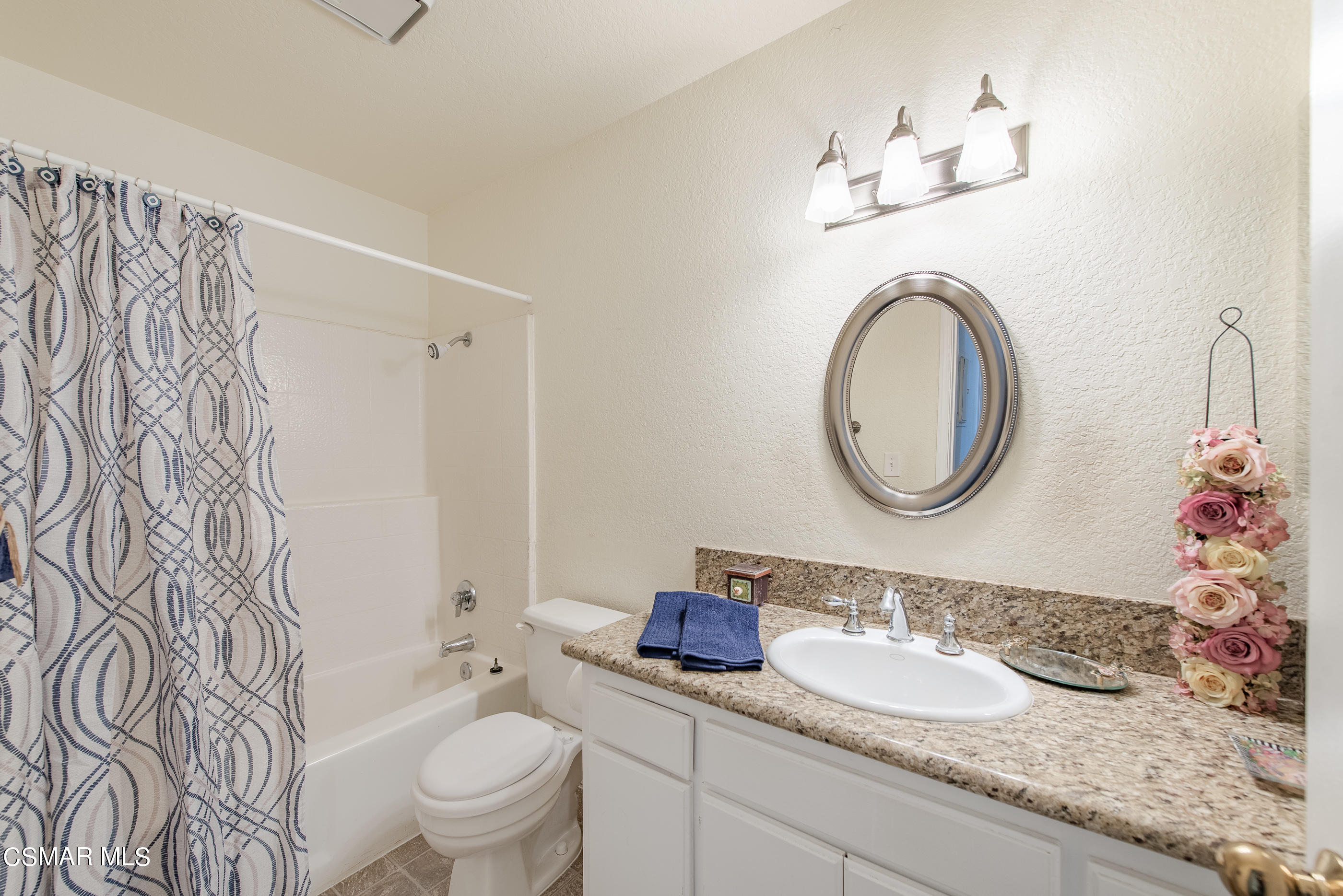 1842 Rory Lane, Unit 4 Simi Valley, CA 93063 - Photo 16 of 24 1842 Rory Ln Simi Valley-16