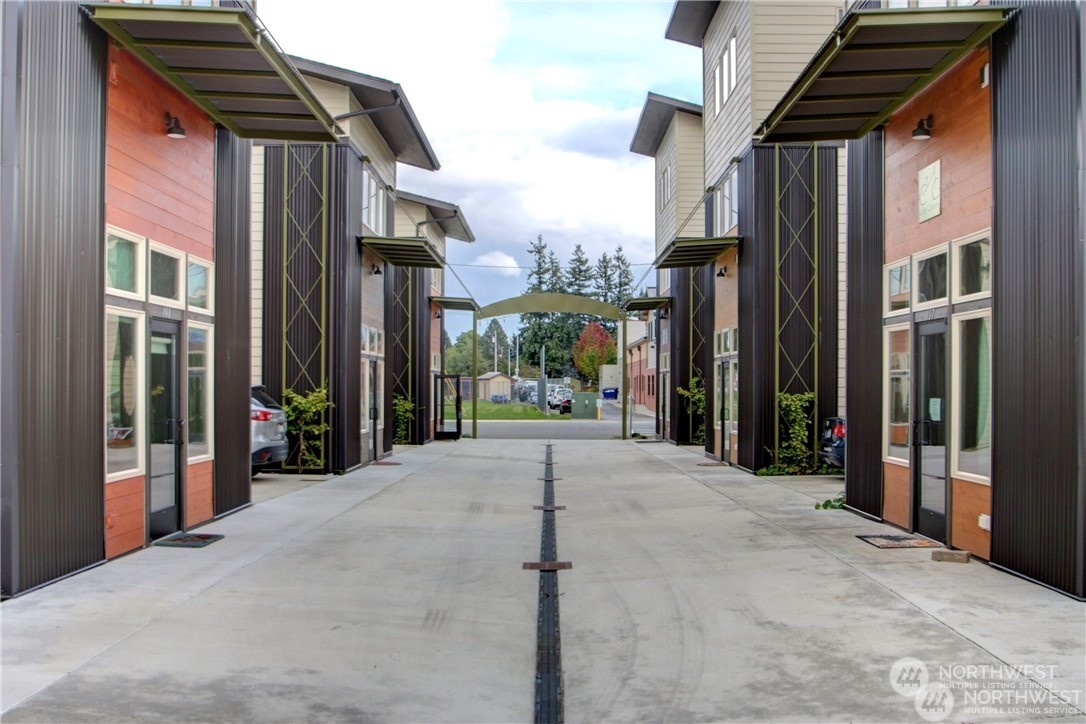 107 Abbott's Alley Sedro-Woolley, WA 98284 - Photo 4 of 28