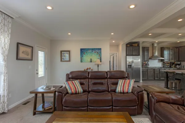 $995,000 | 4637 Ideal Valley Road, Spring City, TN 37381