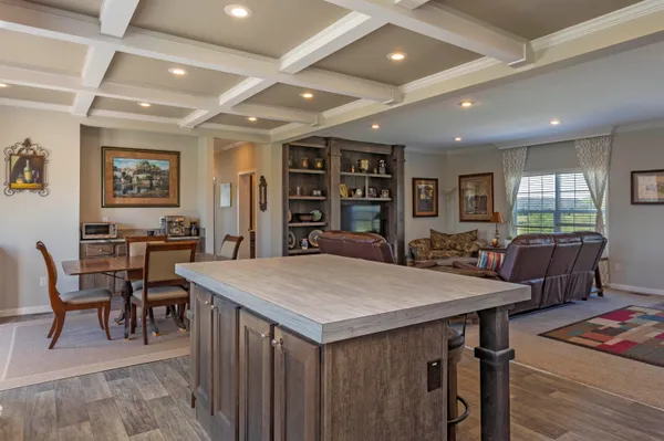 $995,000 | 4637 Ideal Valley Road, Spring City, TN 37381
