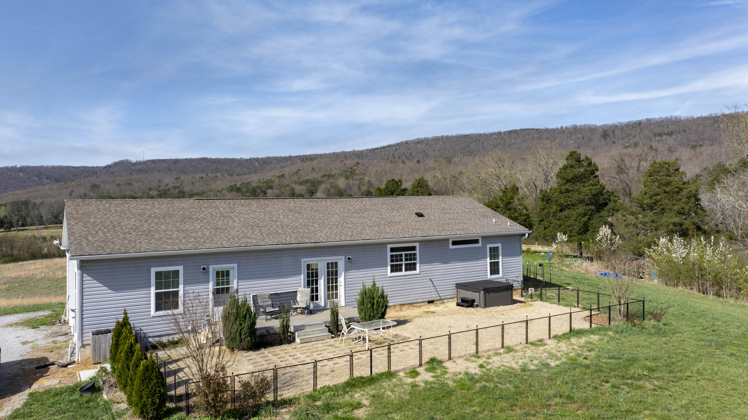 4637 Ideal Valley Road Spring City, TN 37381 - Photo 2 of 67 17