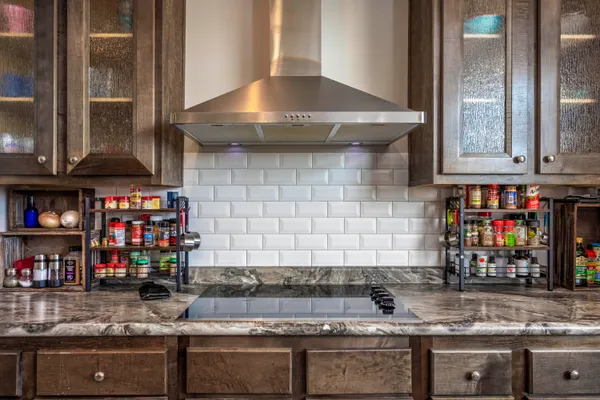 $995,000 | 4637 Ideal Valley Road, Spring City, TN 37381