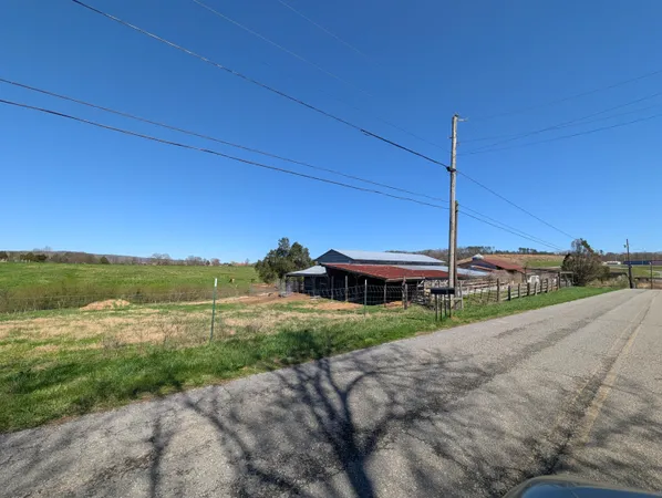 $995,000 | 4637 Ideal Valley Road, Spring City, TN 37381