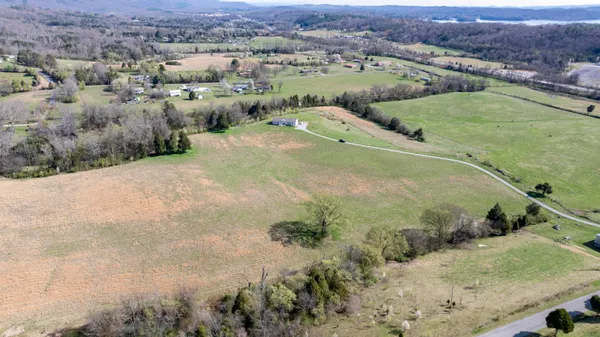 $995,000 | 4637 Ideal Valley Road, Spring City, TN 37381