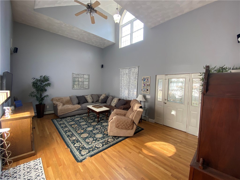 14 Provident Place Coventry, RI 02816 - Photo 4 of 28
