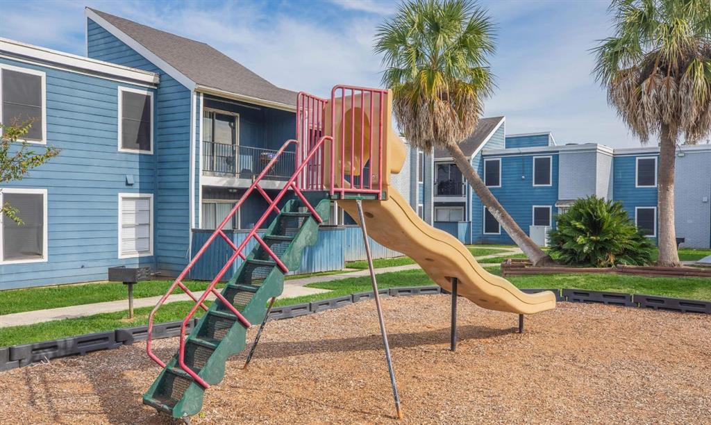 801 South Allen-Genoa Road, Unit 25 South Houston, TX 77587 - Photo 14 of 18 $199 1st Month Rent ( With Approved Credit)