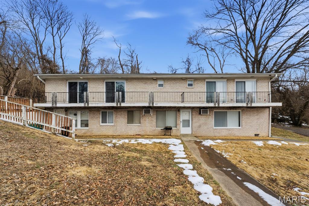 65 Hi-Pointe Drive Belleville, IL 62223 - Photo 1 of 6