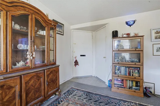 $499,000 | 212 East Orchard Street, Santa Maria, CA 93454