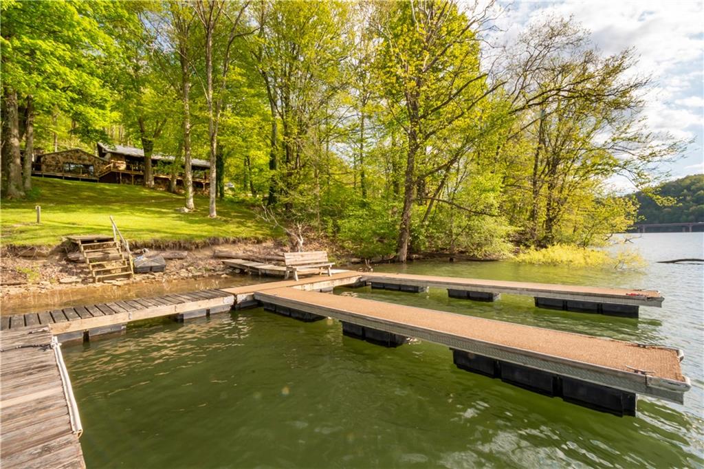 750 Lake Road Addison, PA 15411 - Photo 13 of 50