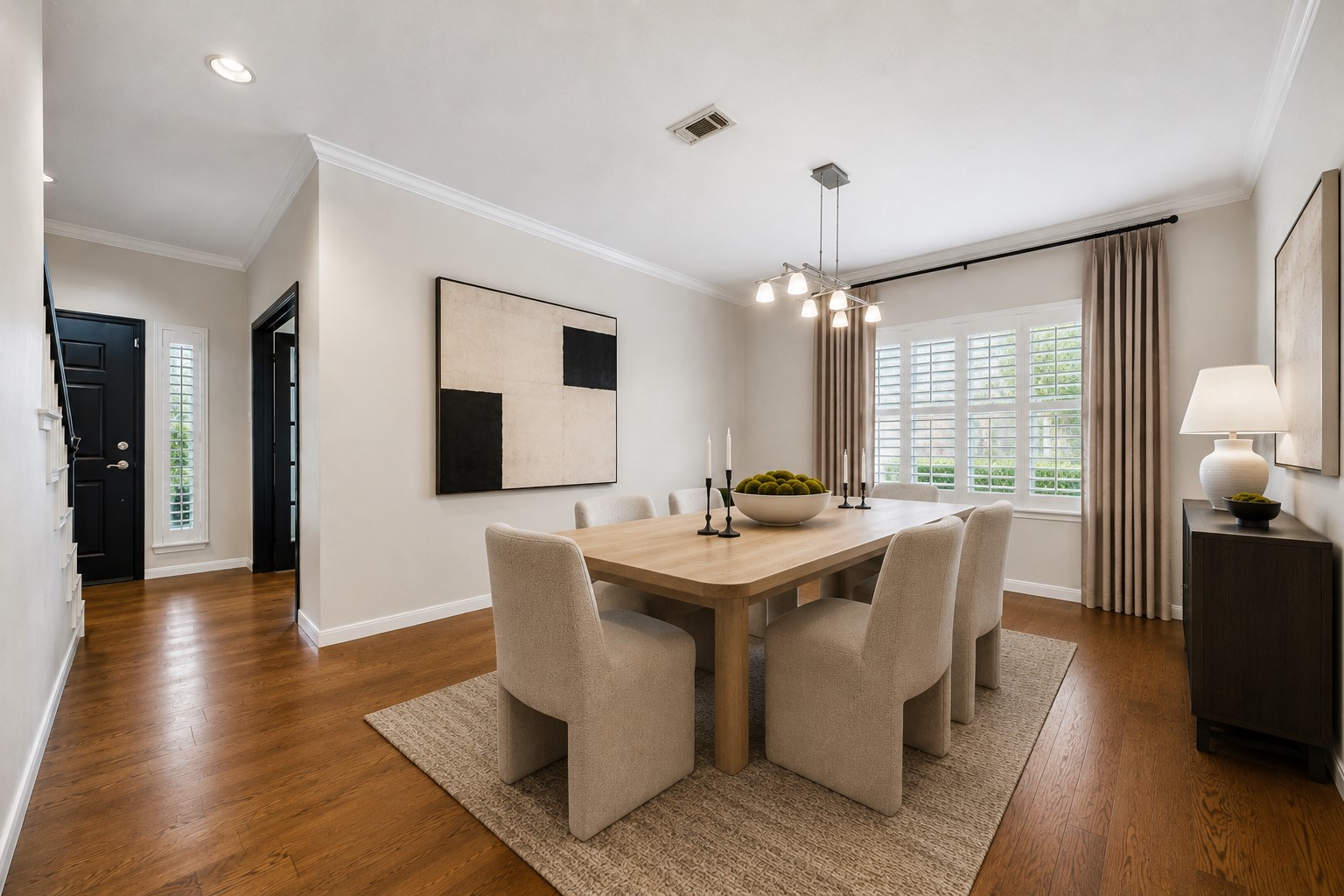 816 Anderson Street Bellaire, TX 77401 - Photo 6 of 45 Virtually Staged Dining Room