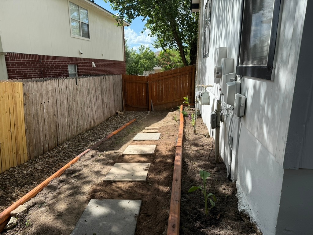 1707 Morningside Cove Round Rock, TX 78664 - Photo 30 of 31 a view of a backyard of the house