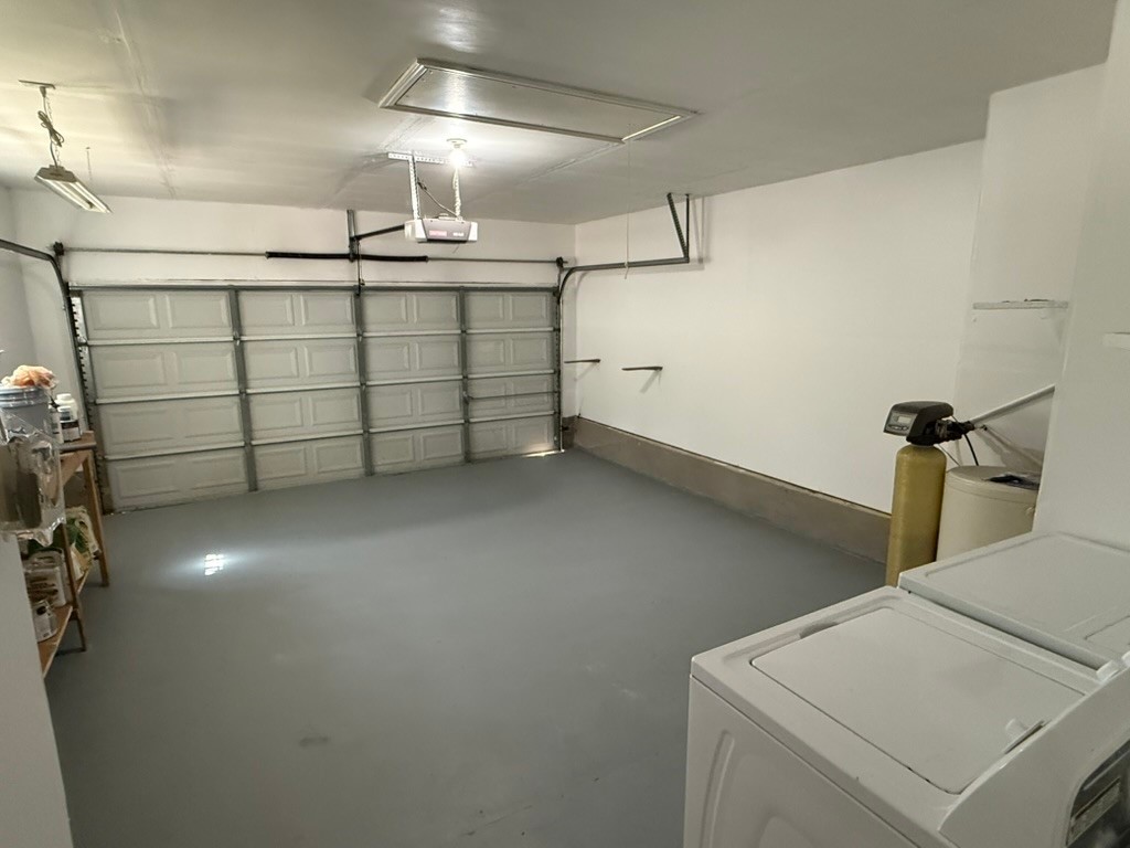 1707 Morningside Cove Round Rock, TX 78664 - Photo 5 of 31 a view of a garage room