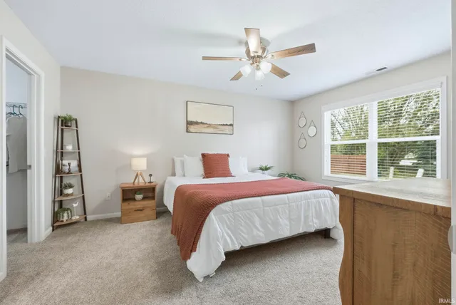 $247,500 | 11204 Wirra Wirra Hill, Roanoke, IN 46783