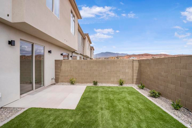 1002 Manen Street Washington, UT 84780 - Photo 37 of 52