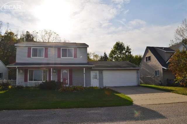 13114 Torrey Road Fenton, MI 48430 - Photo 1 of 21 21006304.JPG