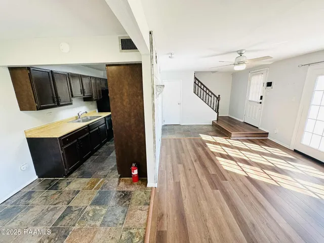 $115,000 | 200 Lodge Drive, Unit 405, Lafayette, LA 70506