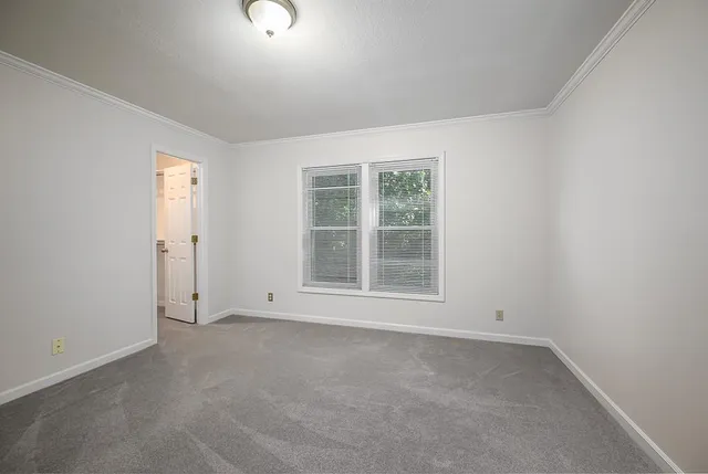 $374,900 | 2308 Hebbeln Drive, Leavenworth, KS 66048