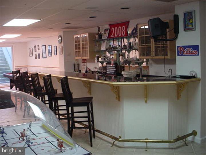 2316 Conestoga Road Chester Springs, PA 19425 - Photo 9 of 22 Wet Bar
