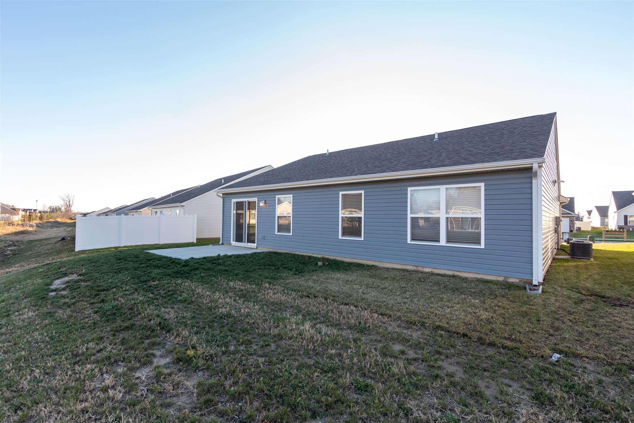 2246 Blue Spring Run Fort Wayne, IN 46808 - Photo 2 of 4 Gallery Image 2