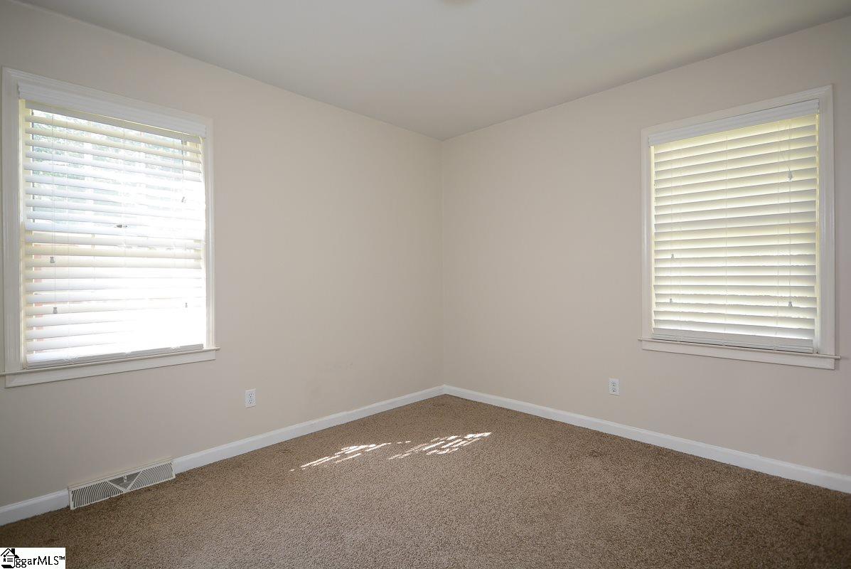 11 Nottingham Road Greenville, SC 29607 - Photo 18 of 18