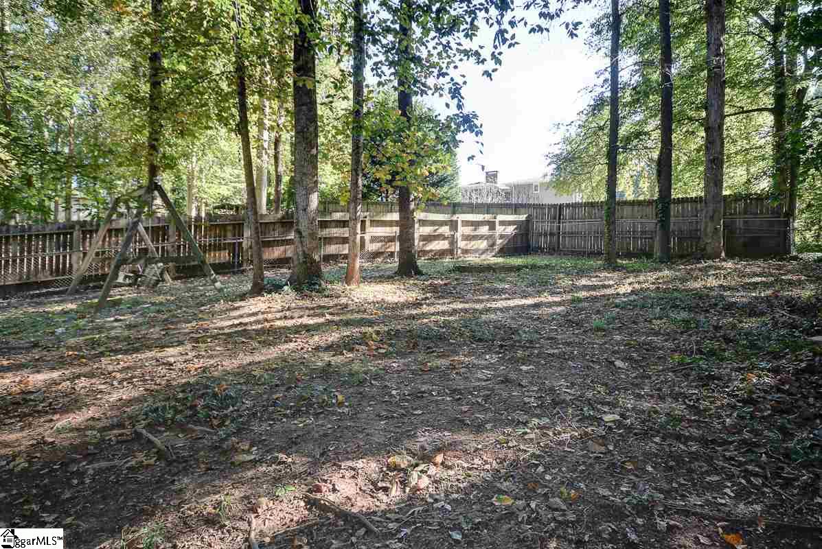 11 Nottingham Road Greenville, SC 29607 - Photo 9 of 18