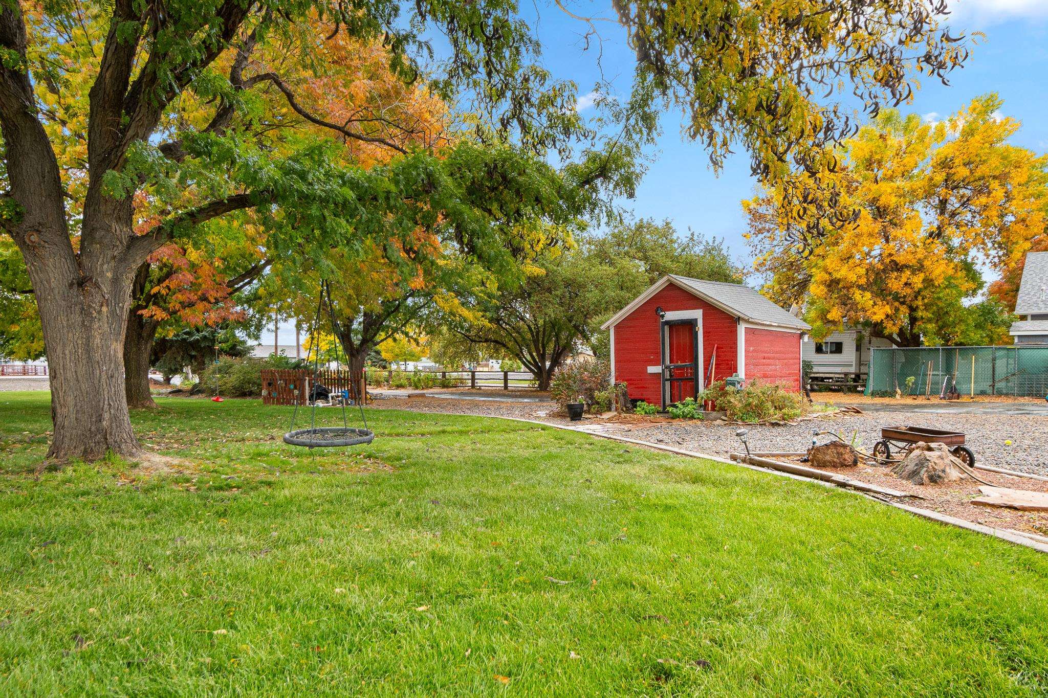 1185-17 17 1/2 Road Fruita, CO 81521 - Photo 31 of 35 a view of a house with a big yard