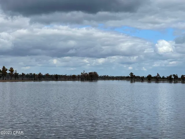 $200,000 | 5320 Indian Bluff Drive, Youngstown, FL 32466