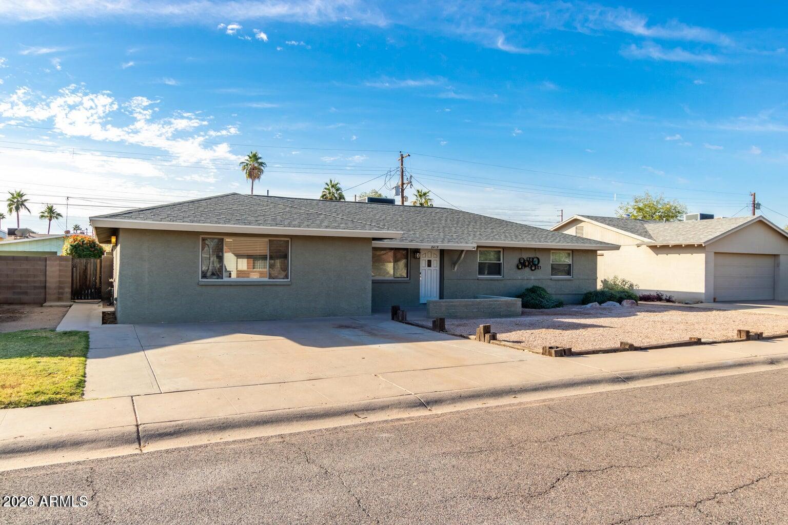 8419 East Granada Road Scottsdale, AZ 85257 - Photo 3 of 38