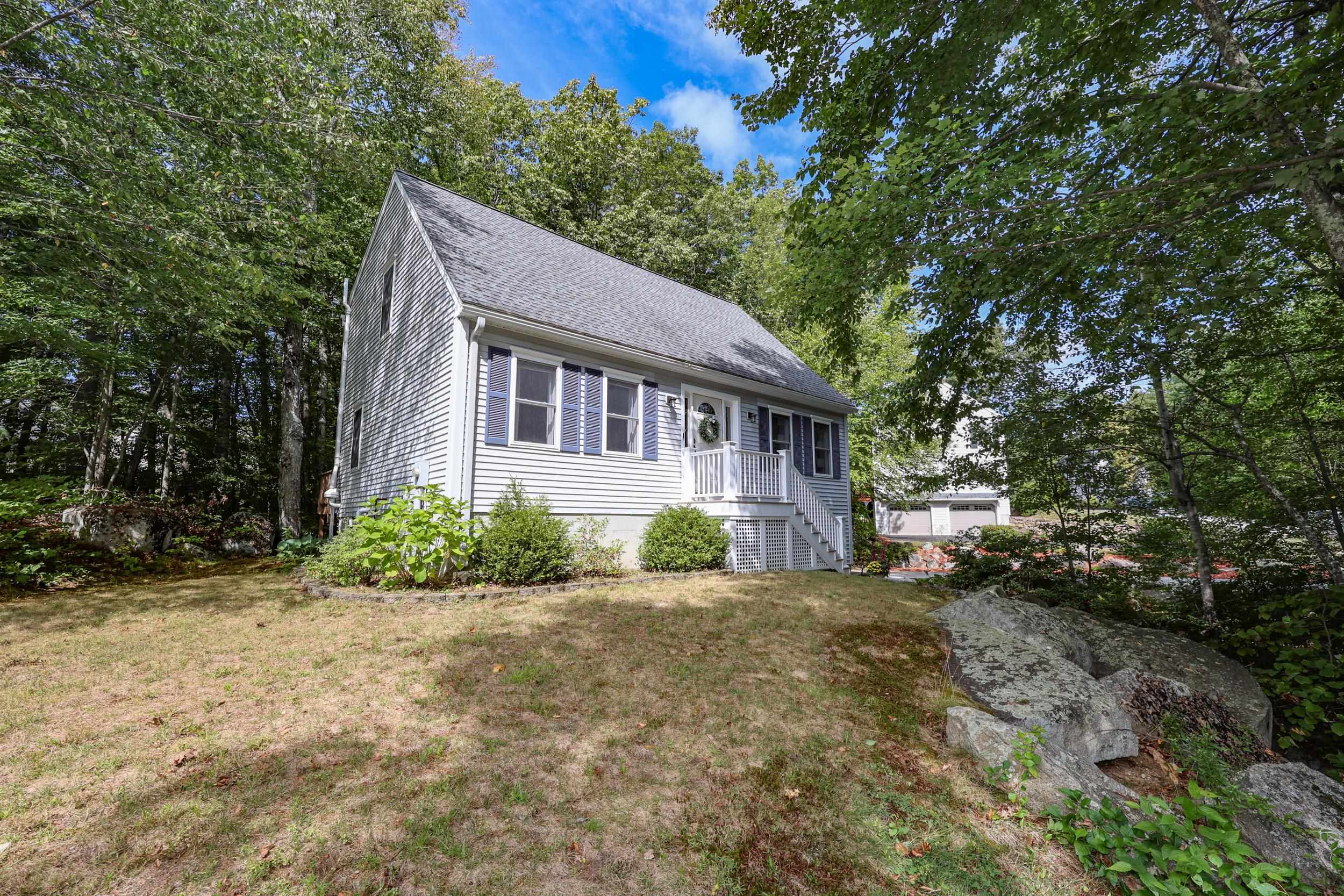 15 Trent Road Hooksett, NH 03106 - Photo 2 of 2