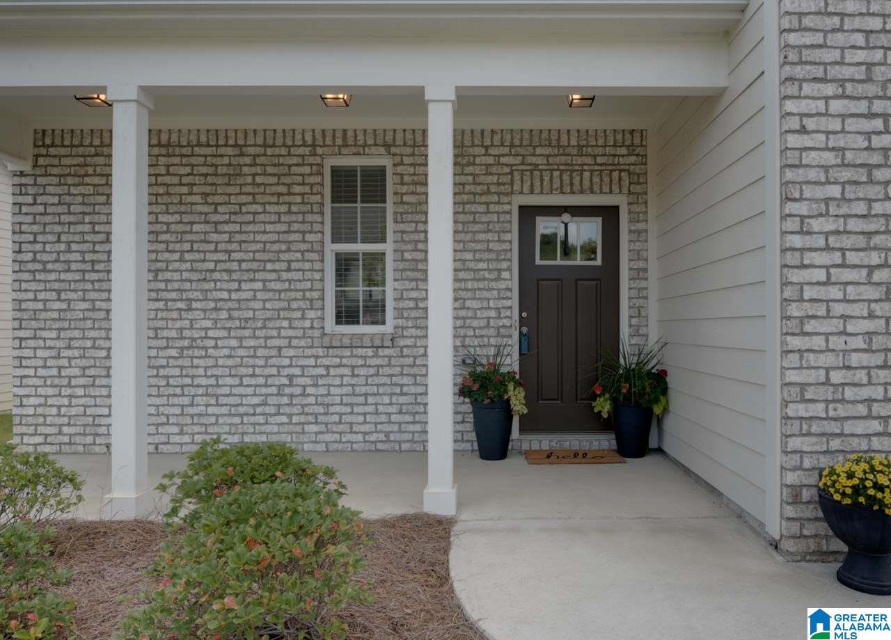 1083 Riviera Drive Calera, AL 35040 - Photo 2 of 45