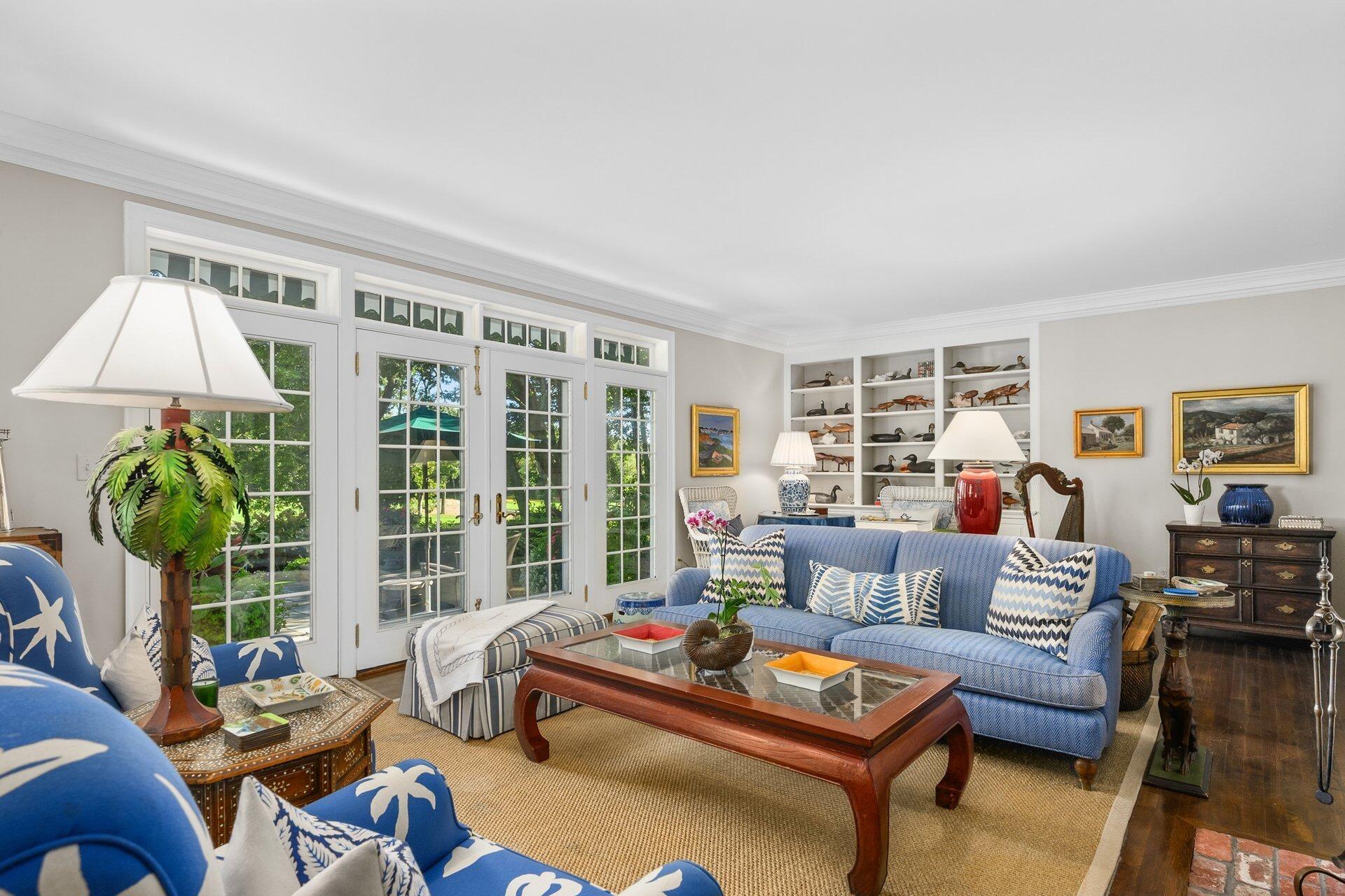 245 North Bay Road Osterville, MA 02655 - Photo 16 of 50 a living room with furniture and a large window