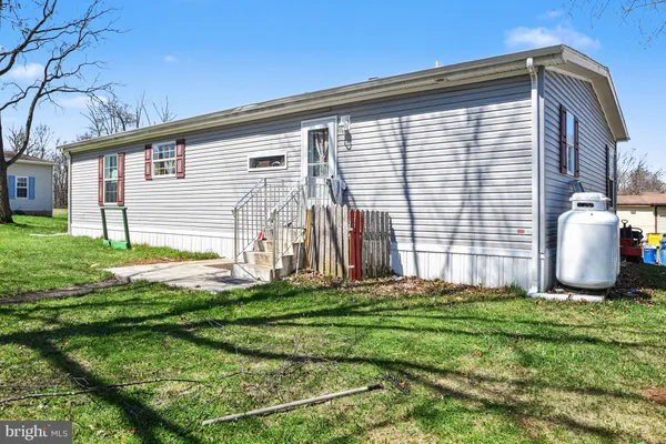 $140,000 | 4 Gaslight Place, Quakertown, PA 18951