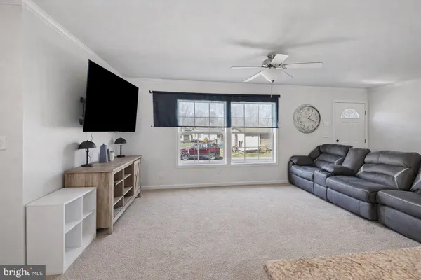 $140,000 | 4 Gaslight Place, Quakertown, PA 18951