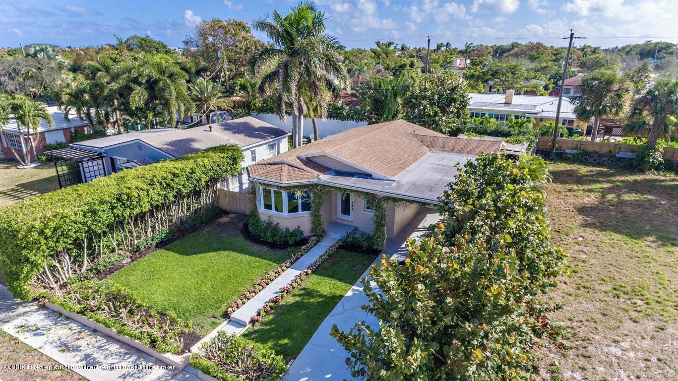 256 Alpine Road West Palm Beach, FL 33405 - Photo 23 of 26 an aerial view of a house with a garden