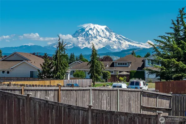 $495,000 | 903 Williams Street Northwest, Orting, WA 98360