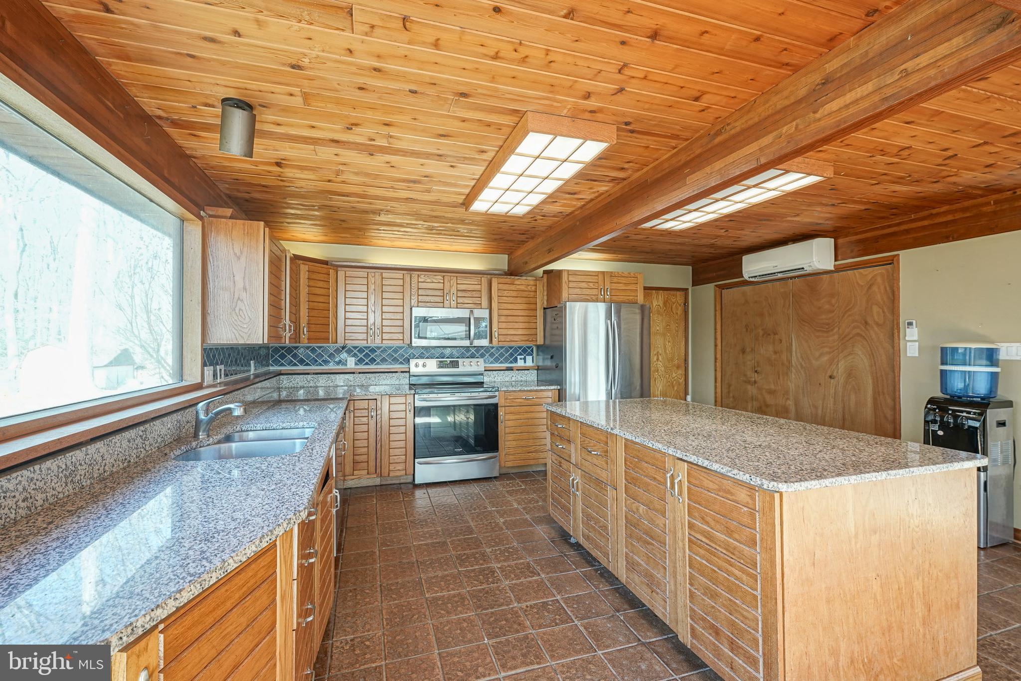 164 Kings Road Westampton, NJ 08060 - Photo 5 of 52