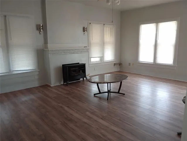 $55,000 | 406 Ave H Southeast, Childress, TX 79201